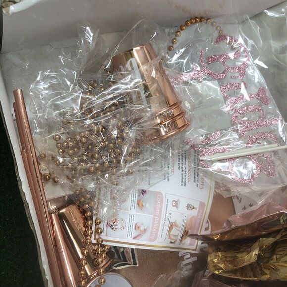 Bride to be Accessory Box - Picture 9 of 11